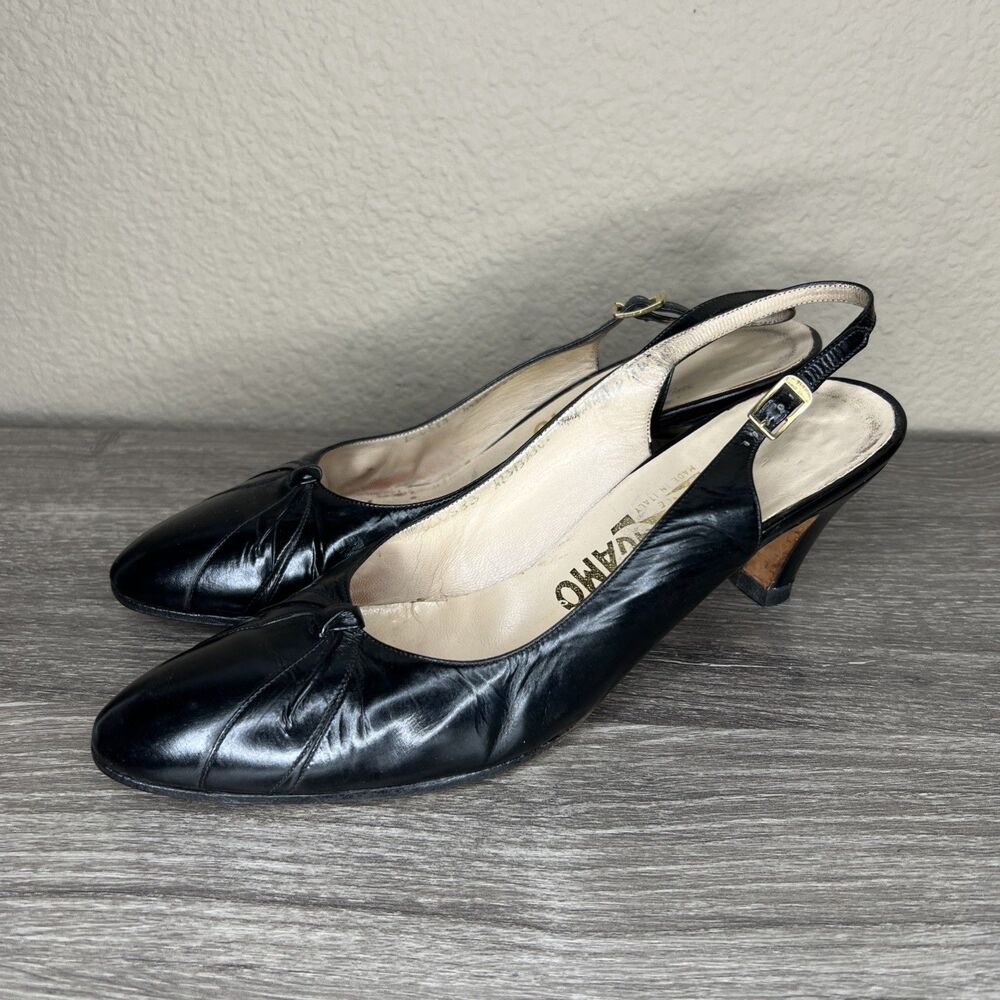 Salvatore Ferragamo Vintage Black Leather Slingback Heels Size 7 AA Knot Italy